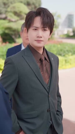 网暴漩涡世家天团齐出手（86集）最热短剧推荐