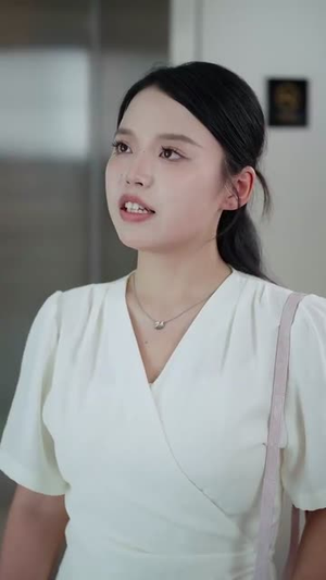 美食:随机摆摊,顾客追我满街跑(95集) 美食:随机摆摊,顾客追我满街跑(95集)番茄短剧免费看