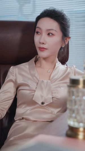 相认后她悔不当初(50集) 相认后她悔不当初(50集)精彩的网络短剧