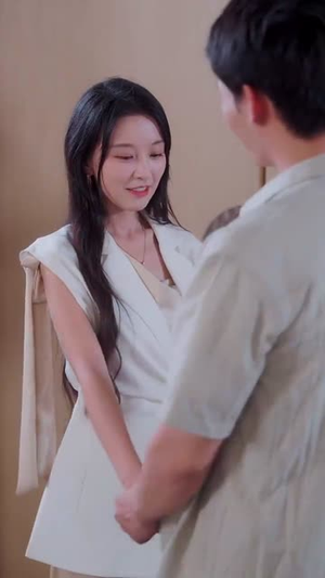 都市一品傻婿 (96集) 都市一品傻婿 (96集)精彩的短剧