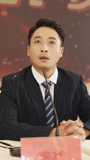 都市巨擘我的手机兑换万物 (62集) 都市巨擘我的手机兑换万物 (62集)无需会员轻松看