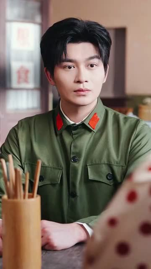 七零之靠萌娃儿子捡垃圾养我(85集) 七零之靠萌娃儿子捡垃圾养我(85集)热门短剧推荐。