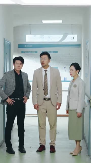 萌宝来袭,爹地让我当团宠(80集) 萌宝来袭,爹地让我当团宠(80集)火爆热门短剧